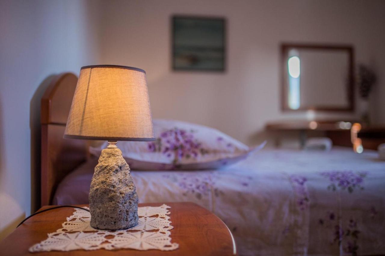 Apartmani Katija Komiža Extérieur photo